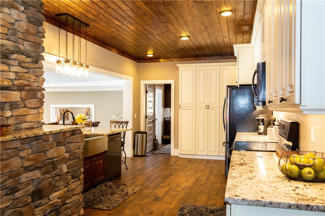 102 Springlake Road Six Mile, SC 29682 - Photo 7 of 38 Gallery Image 7