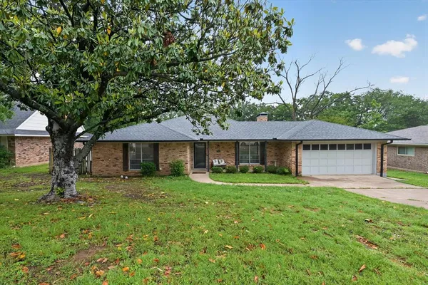 $270,000 | 1224 South Lang Avenue, Denison, TX 75020