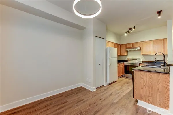 $324,950 | 5809 Highway Place Street Northeast, Unit A203, Everett, WA 98203