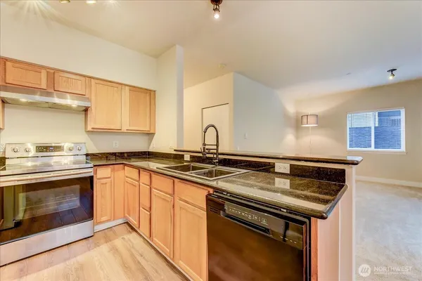 $324,950 | 5809 Highway Place Street Northeast, Unit A203, Everett, WA 98203