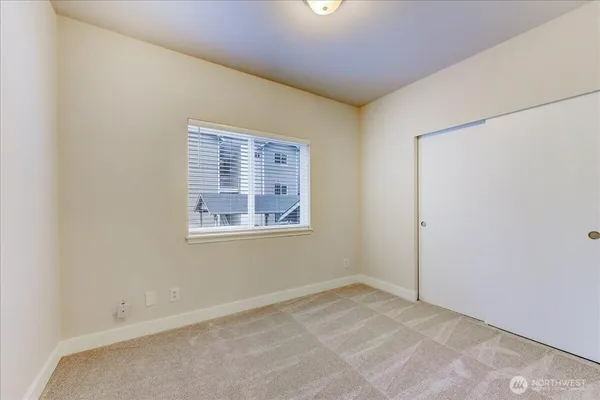 $324,950 | 5809 Highway Place Street Northeast, Unit A203, Everett, WA 98203