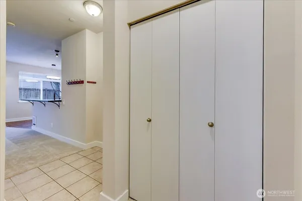 $324,950 | 5809 Highway Place Street Northeast, Unit A203, Everett, WA 98203