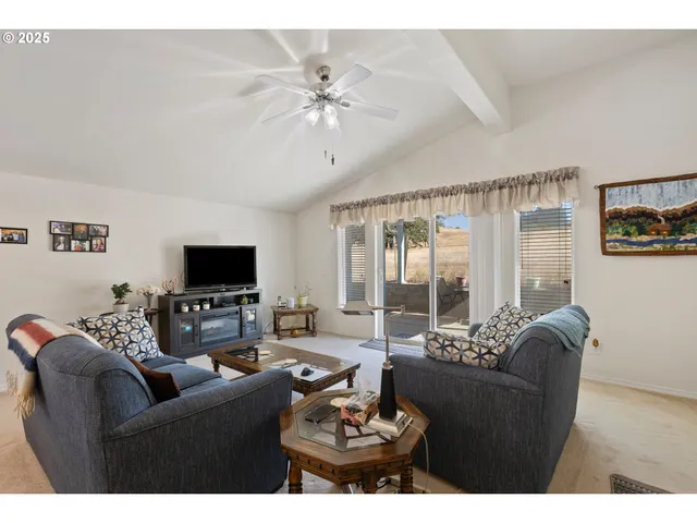 $155,000 | 275 Littlebrook Lane, Roseburg, OR 97471