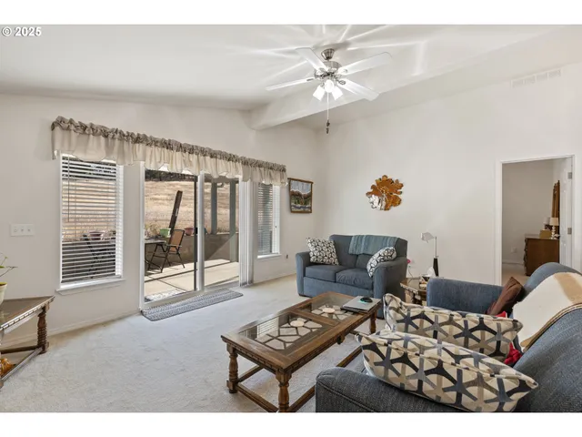 $155,000 | 275 Littlebrook Lane, Roseburg, OR 97471