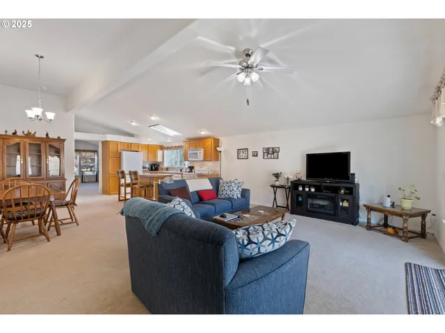 $155,000 | 275 Littlebrook Lane, Roseburg, OR 97471