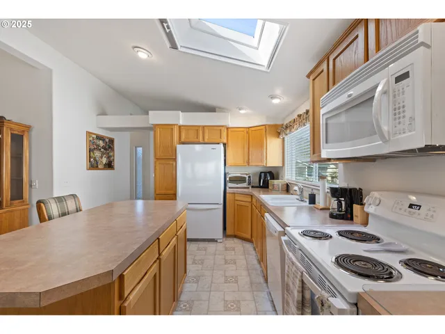 $155,000 | 275 Littlebrook Lane, Roseburg, OR 97471