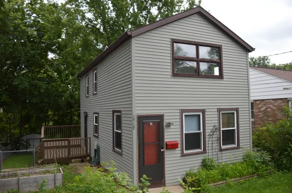 $299,900 | 1717 Loftsgordon Avenue, Madison, WI 53704
