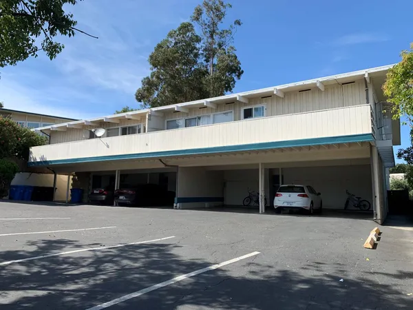 $3,950,000 | Garden Court, Belmont, CA 94002