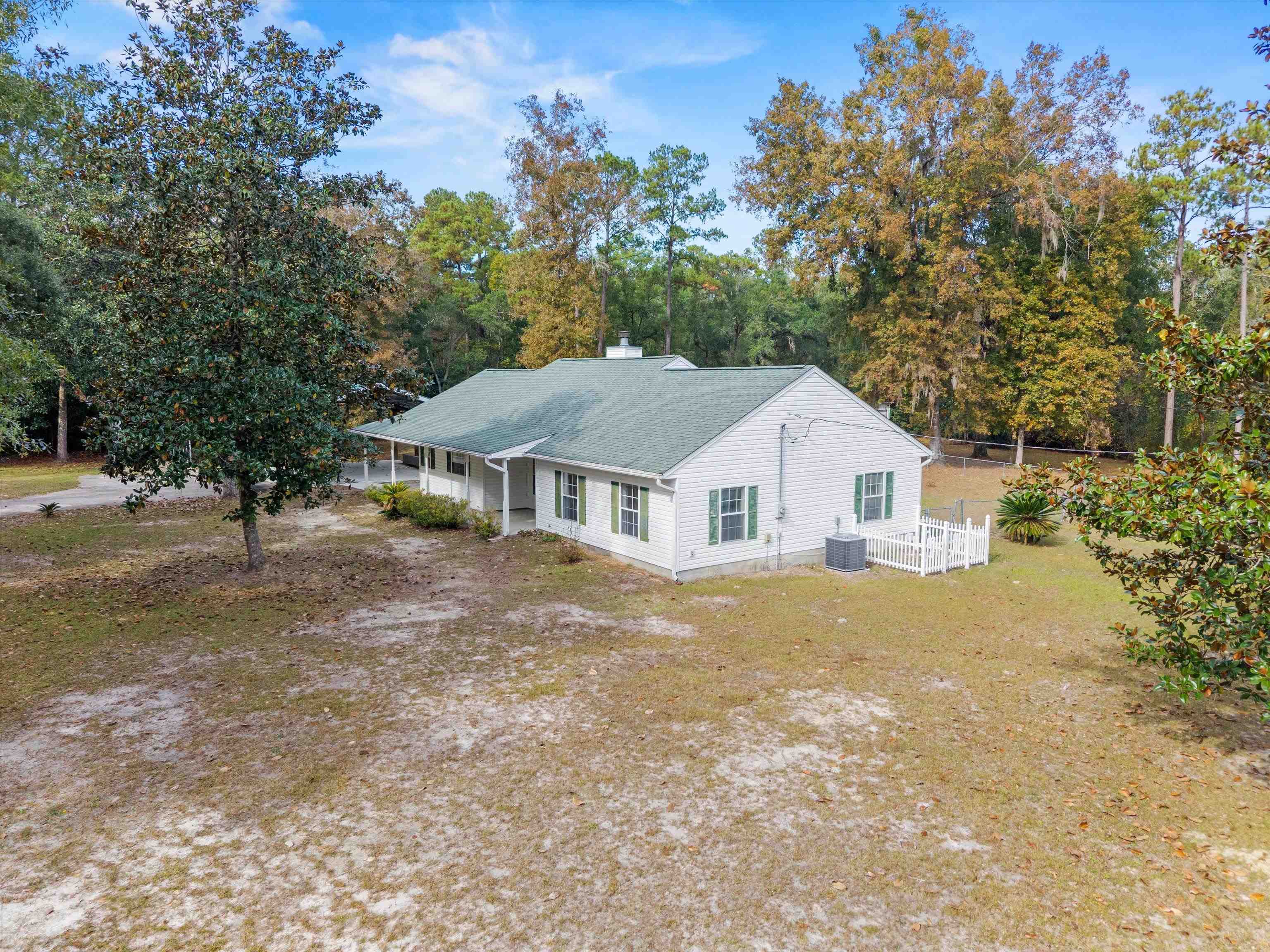 3380 Ben Stoutamire Road Tallahassee, FL 32310 - Photo 2 of 42
