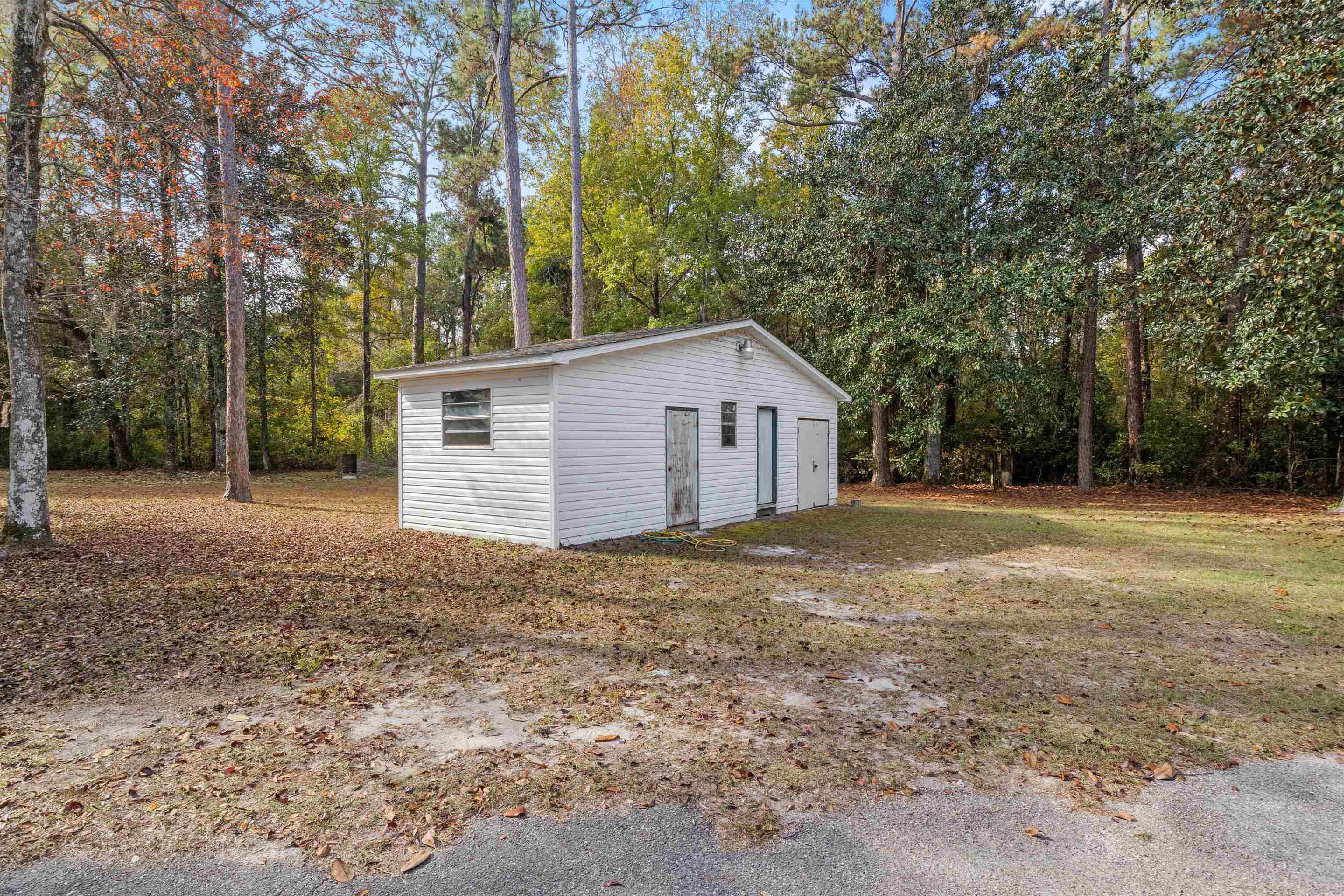 3380 Ben Stoutamire Road Tallahassee, FL 32310 - Photo 34 of 42