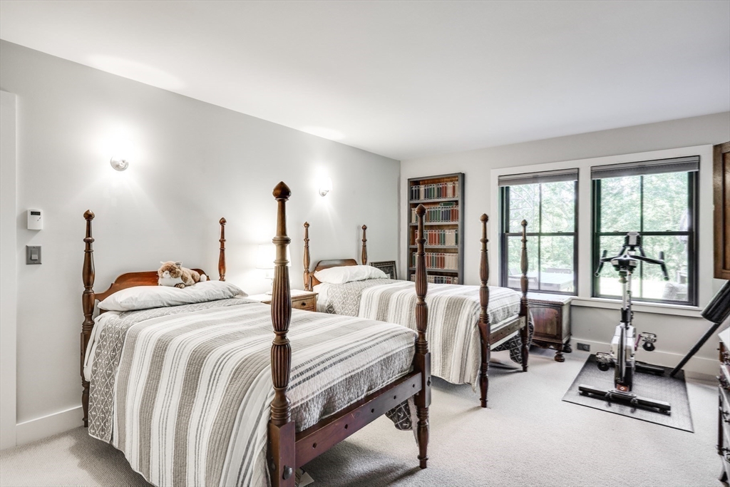14-16 Sippewissett Road Falmouth, MA 02540 - Photo 31 of 39