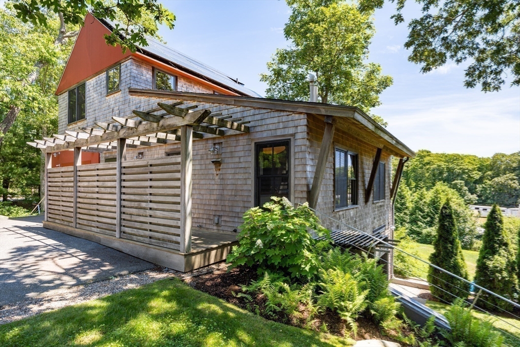 14-16 Sippewissett Road Falmouth, MA 02540 - Photo 34 of 39
