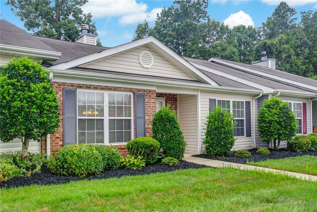 2872 WaterStone Loop High Point, NC 27265 - Photo 2 of 23