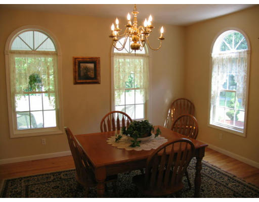 62 Bacon Hill Road Spencer, MA 01562 - Photo 8 of 30 Gallery Image 8