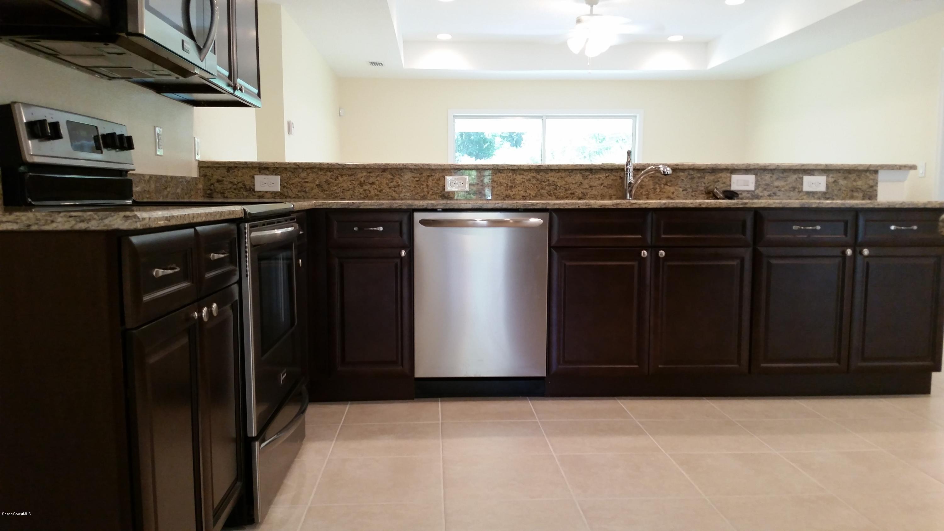 680 Airoso Road Southeast Palm Bay, FL 32909 - Photo 13 of 28 2016-08-06 12.44.13