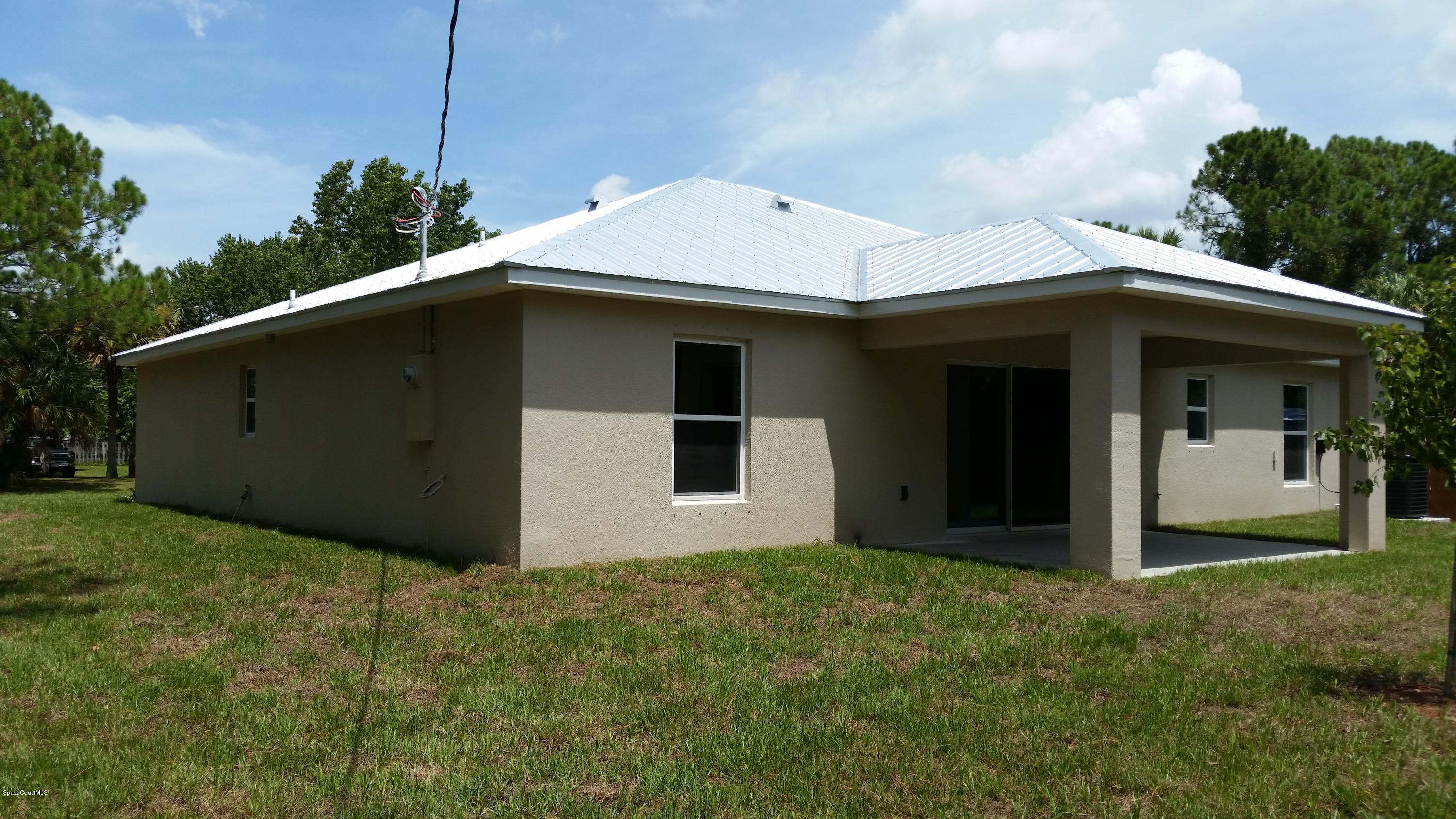 680 Airoso Road Southeast Palm Bay, FL 32909 - Photo 6 of 28 2016-08-06 12.41.28