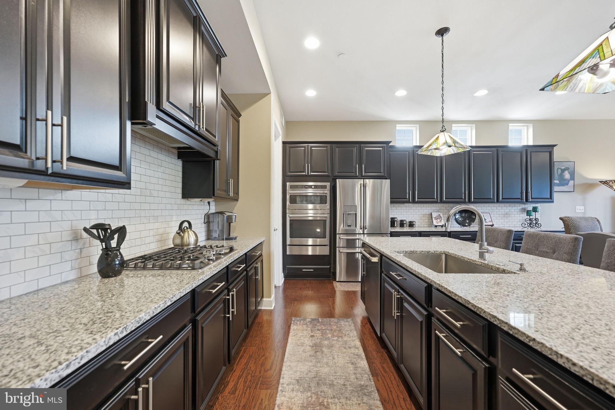 1488 Catbriar Way Odenton, MD 21113 - Photo 14 of 49 Expansive kitchen