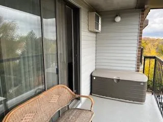 $99,950 | 2601 Kenzie Terrace, Unit 512, St. Anthony, MN 55418