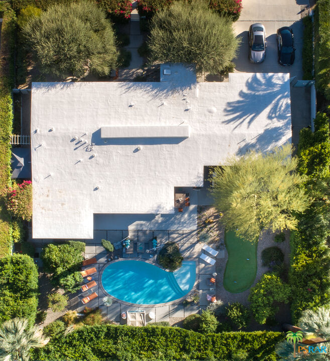 646 East Morongo Road Palm Springs, CA 92264 - Photo 26 of 45 an aerial view of residential house with outdoor space