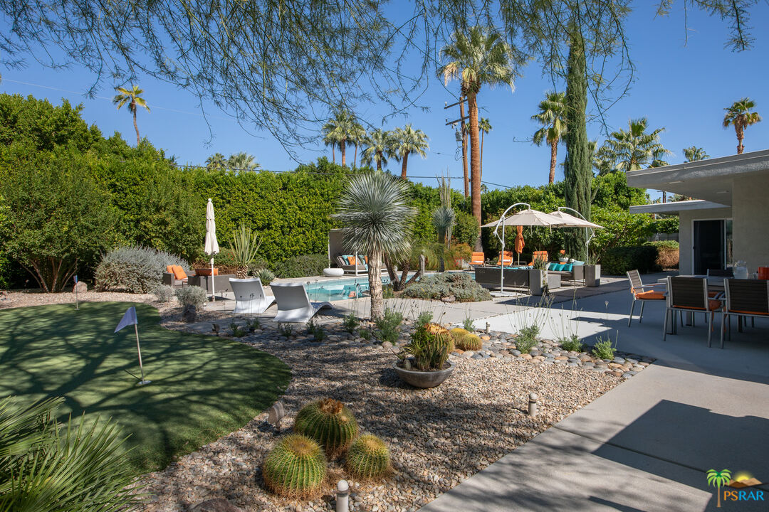 646 East Morongo Road Palm Springs, CA 92264 - Photo 40 of 45 a view of a backyard with sitting area