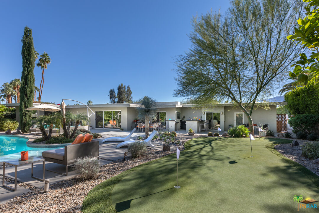 646 East Morongo Road Palm Springs, CA 92264 - Photo 42 of 45 a view of a house with backyard porch and sitting area