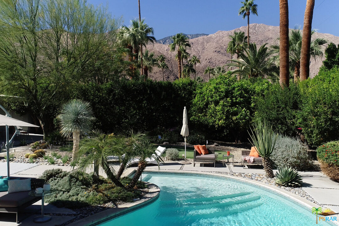 646 East Morongo Road Palm Springs, CA 92264 - Photo 43 of 45 a view of a backyard with sitting area