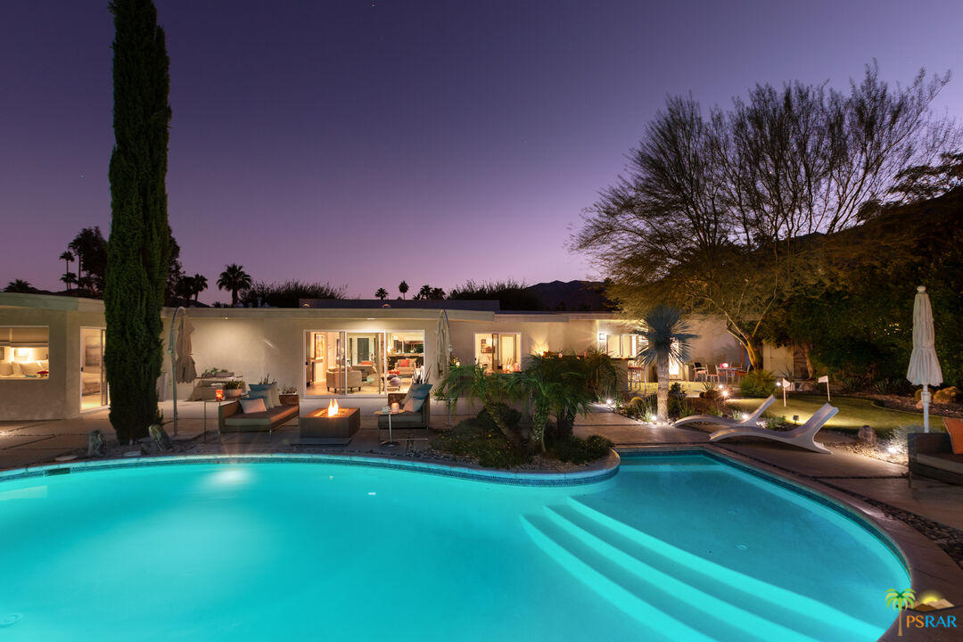 646 East Morongo Road Palm Springs, CA 92264 - Photo 45 of 45 a view of a lake with houses