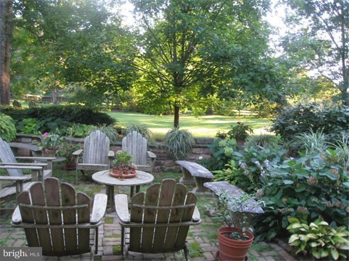 764 Hillview Road Malvern, PA 19355 - Photo 5 of 20 Back Yard