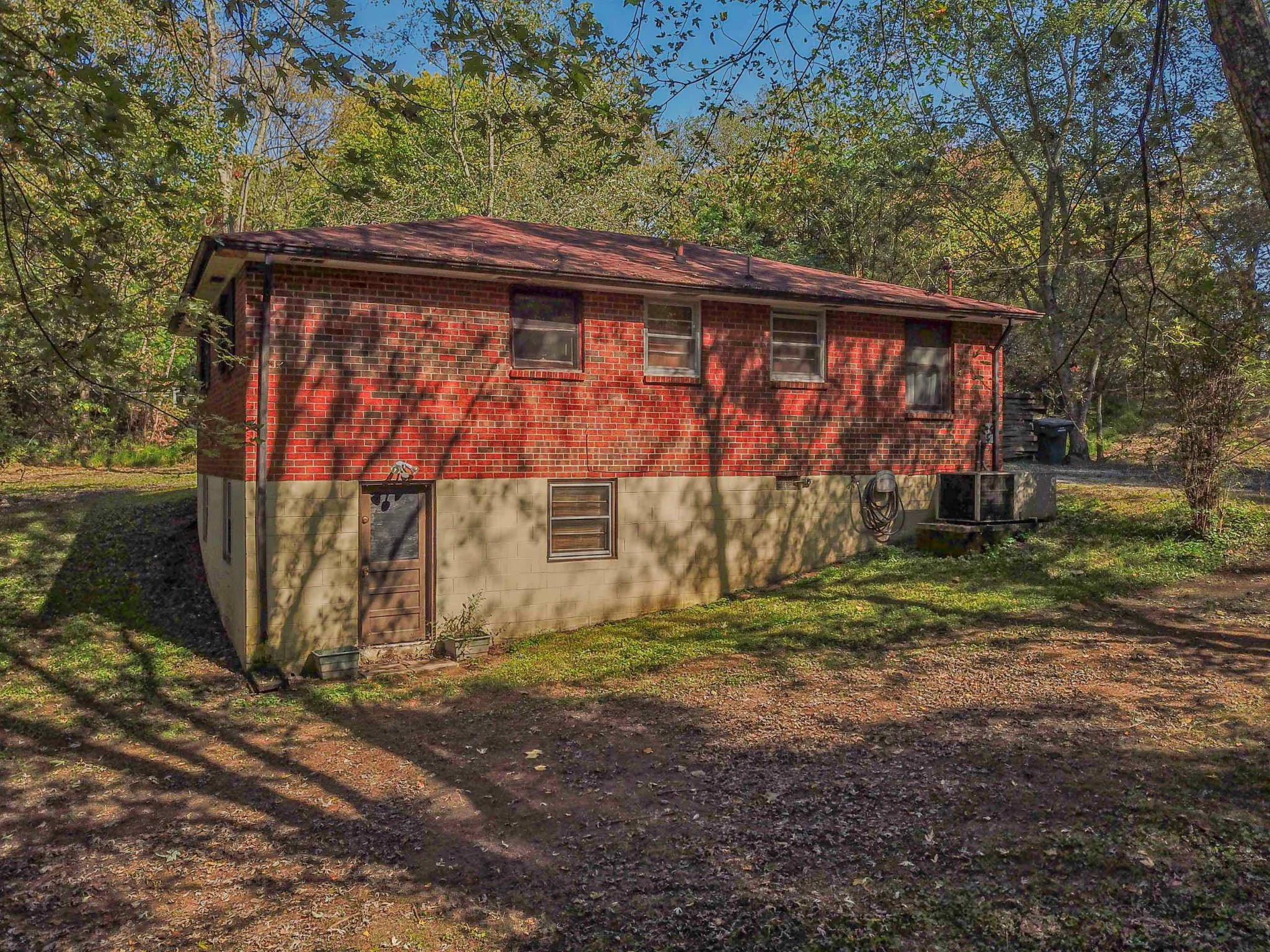4601 Kinneys Road Springfield, TN 37172 - Photo 11 of 30 a view of a wooden house with a yard