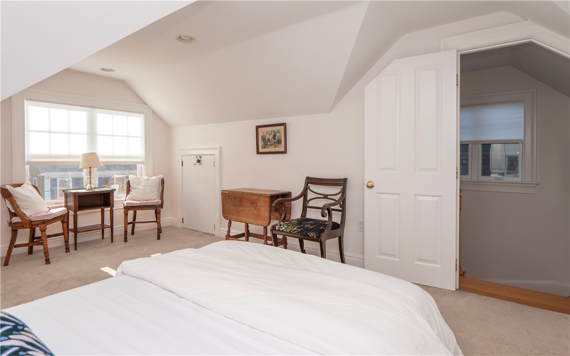 4 Kay Terrace Newport, RI 02840 - Photo 21 of 27