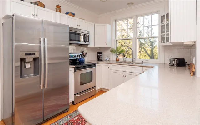 $4,500 | 4 Kay Terrace, Newport, RI 02840