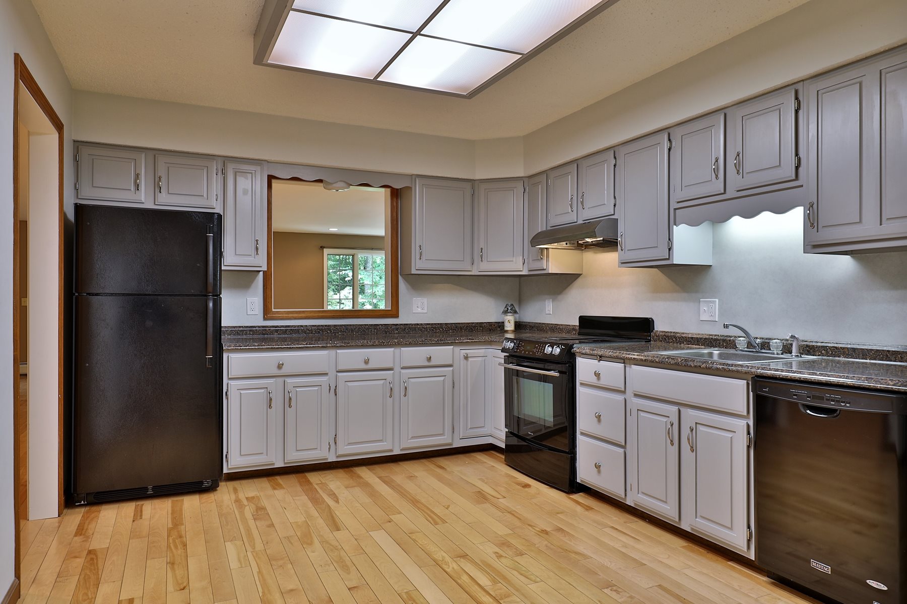 418 Campbell Road Rutland Town, VT 05736 - Photo 3 of 25