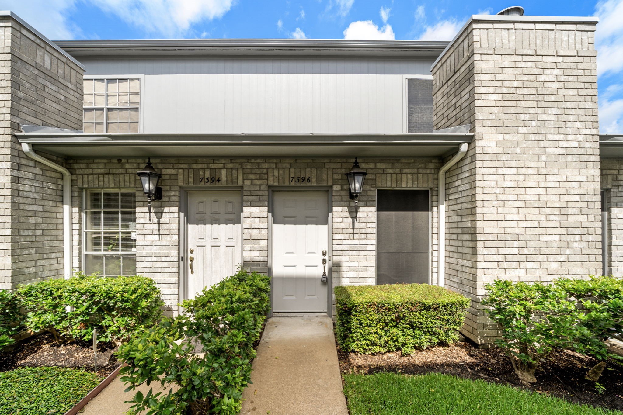 7396 Regency Square Court Houston, TX 77036 - Photo 2 of 26