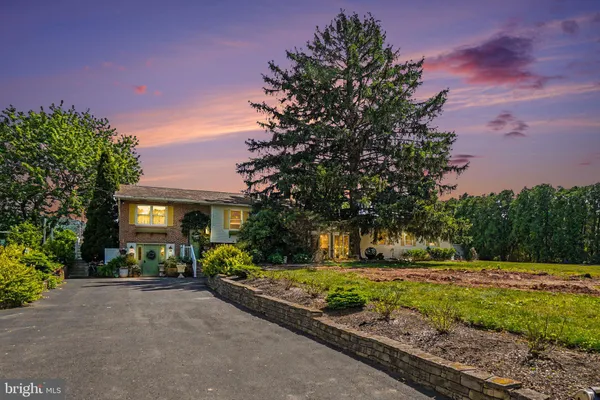 $449,900 | 33 Williams Street, Halifax, PA 17032