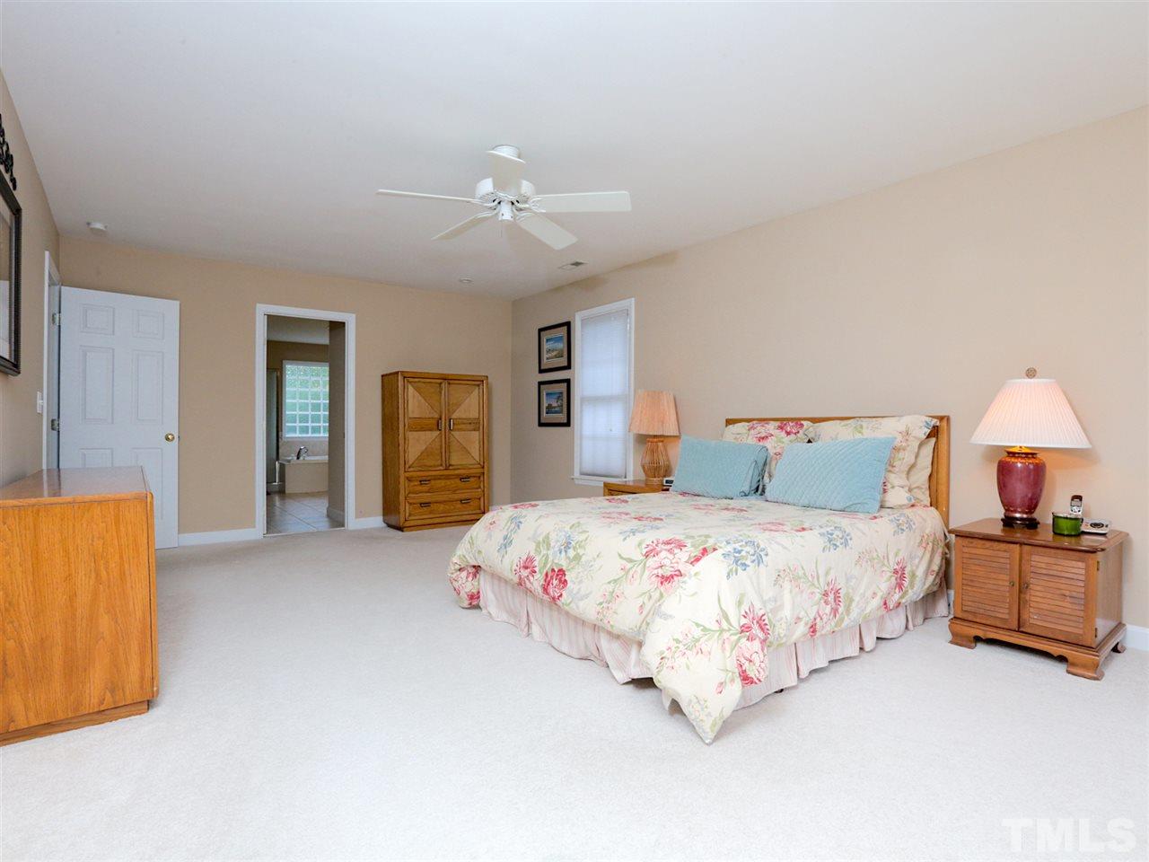 11423 Lostwood Lane Raleigh, NC 27614 - Photo 16 of 25 Gallery Image 16