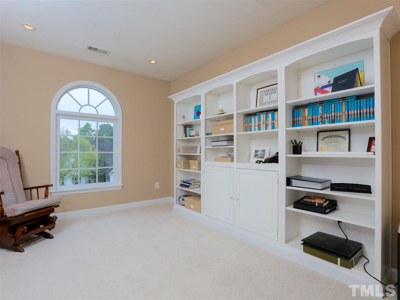 11423 Lostwood Lane Raleigh, NC 27614 - Photo 18 of 25 Gallery Image 18