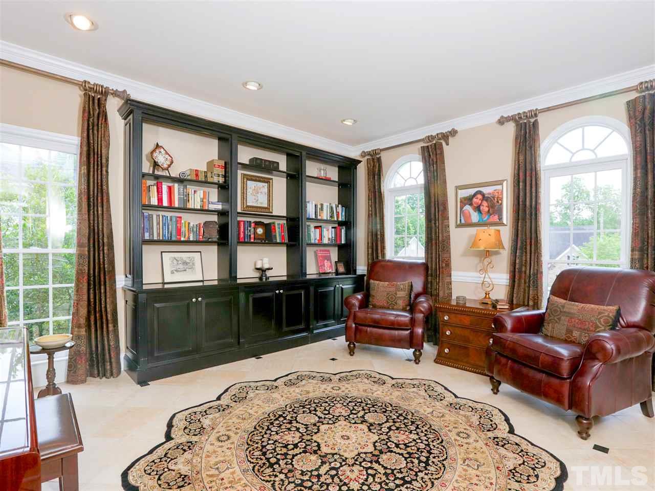 11423 Lostwood Lane Raleigh, NC 27614 - Photo 4 of 25 Gallery Image 4