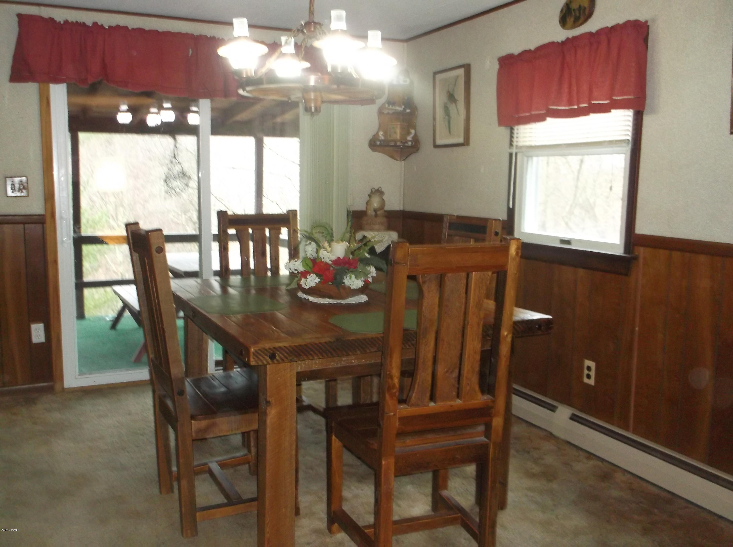 122 Henchel Road Matamoras, PA 18336 - Photo 4 of 20
