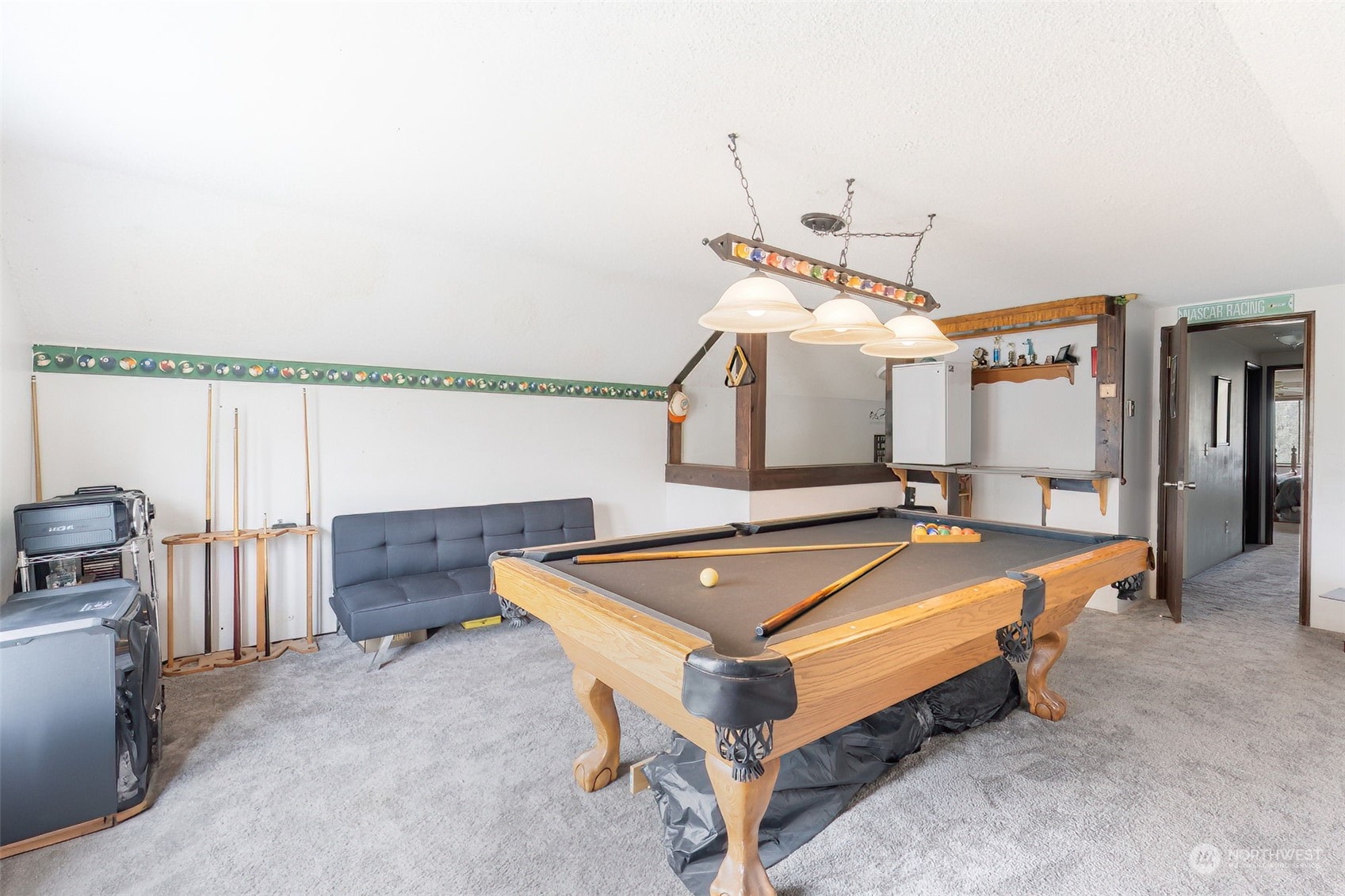 10 Lee Place Longview, WA 98632 - Photo 24 of 38 a living room with pool table and chairs