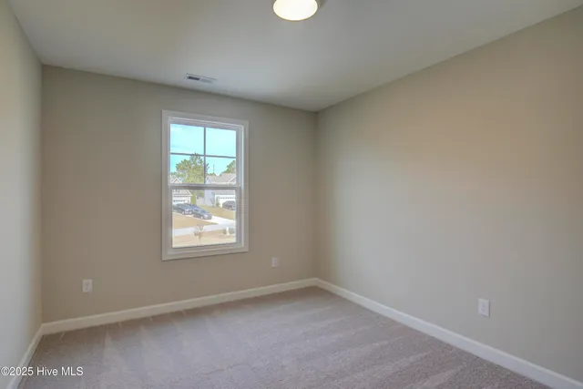 $1,975 | 217 Admiral Court, Sneads Ferry, NC 28460