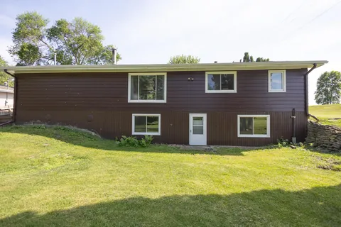 $249,900 | 2101 Kenneth Drive, Albert Lea, MN 56007