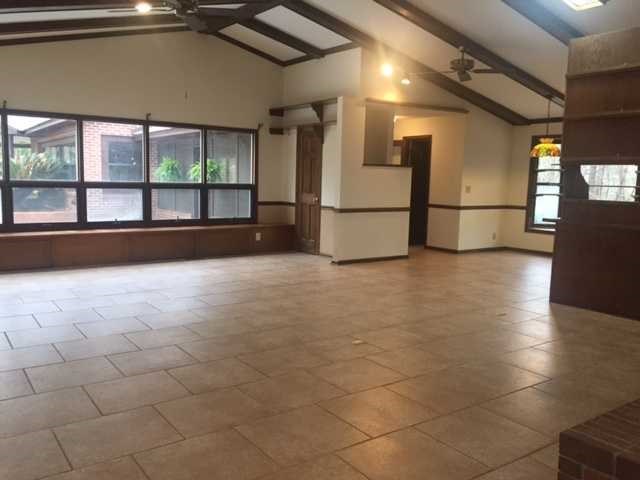 6875 Colaparchee Road, Unit 5A Macon, GA 31210 - Photo 6 of 39 a view of an empty room with a window