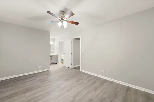 $2,395 | 602 Bryn Mawr Court, Unit 602, Schaumburg, IL 60107