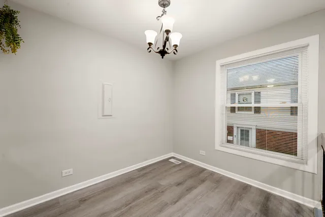 $2,395 | 602 Bryn Mawr Court, Unit 602, Schaumburg, IL 60107