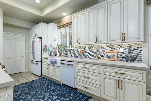 $925,000 | 1150 Corte Riviera, Camarillo, CA 93010