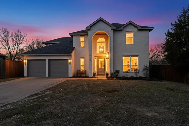 $523,500 | 7937 Ember Oaks Drive, North Richland Hills, TX 76182