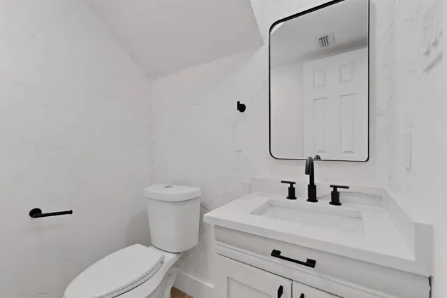 $523,500 | 7937 Ember Oaks Drive, North Richland Hills, TX 76182