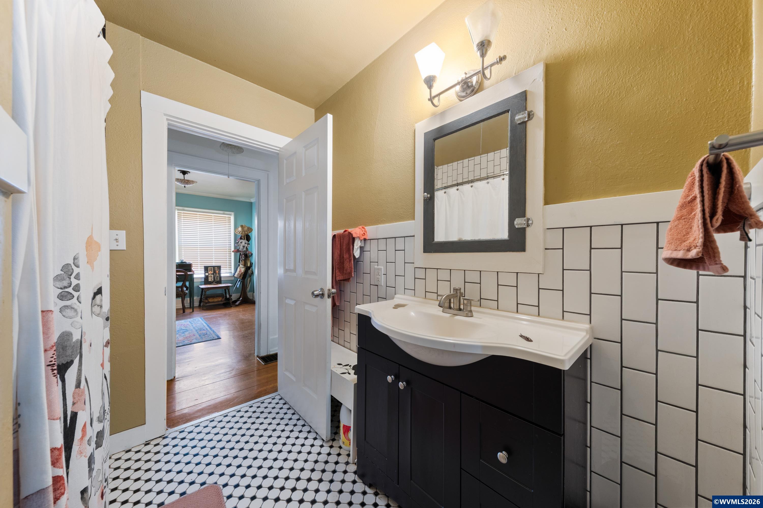 442 23rd Street Southeast Salem, OR 97301 - Photo 19 of 40