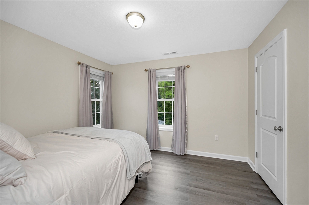 61 Saddle Road Dracut, MA 01826 - Photo 23 of 40
