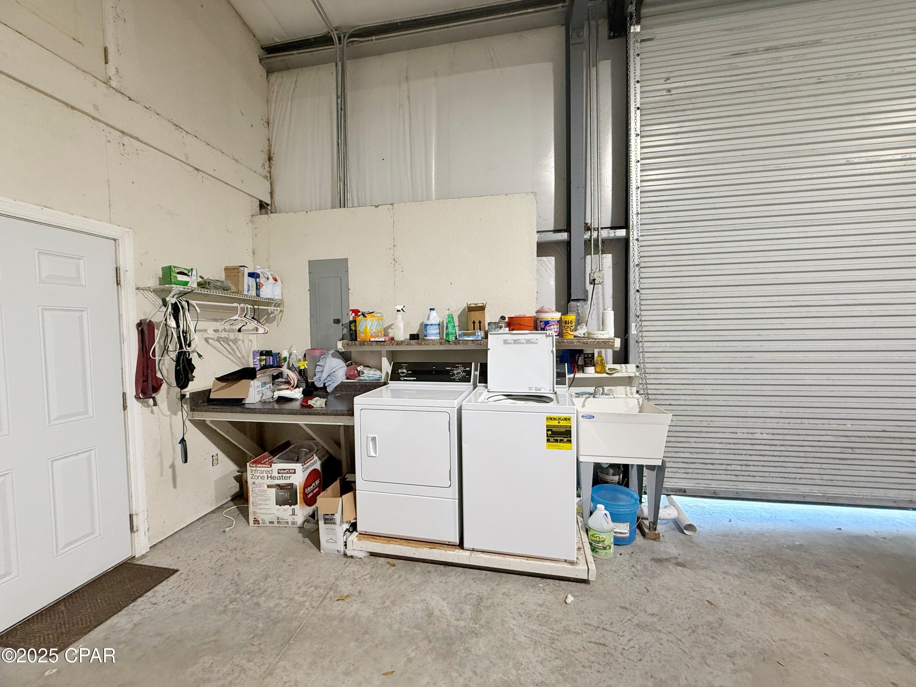 6491 Wolf Pond Road Bascom, FL 32423 - Photo 21 of 48